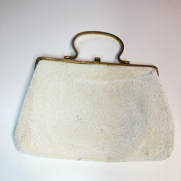 Walborg Handbags - Vintage Waldorf handmade beaded purse